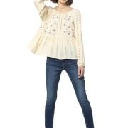 ONLY Women’s Rayon Blend Regular Fit Top